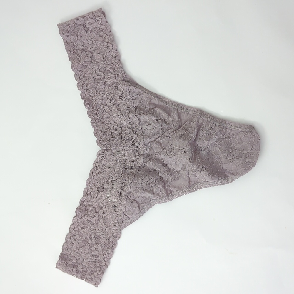 Hanky Panky Signature Lace Original Rise Thong - Pastel Grey